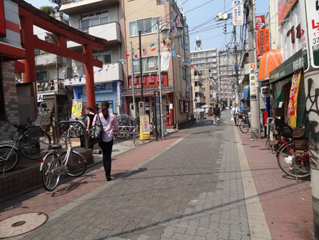 穴守ふれあい通り