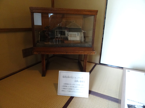 尾崎士郎が気に入っていた水車小屋模型.JPG