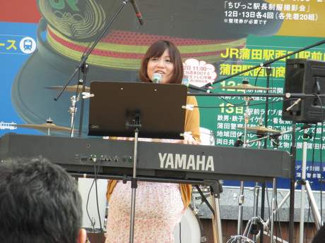 赤澤麻衣.png