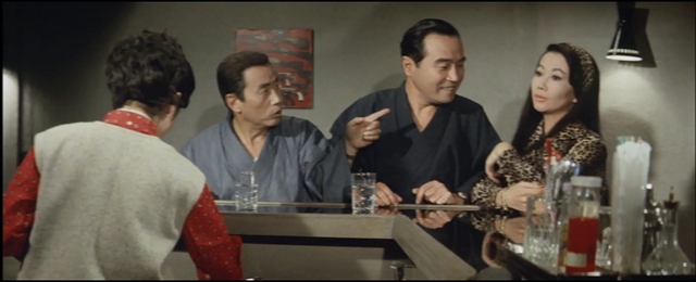 駅前女将・淡路恵子