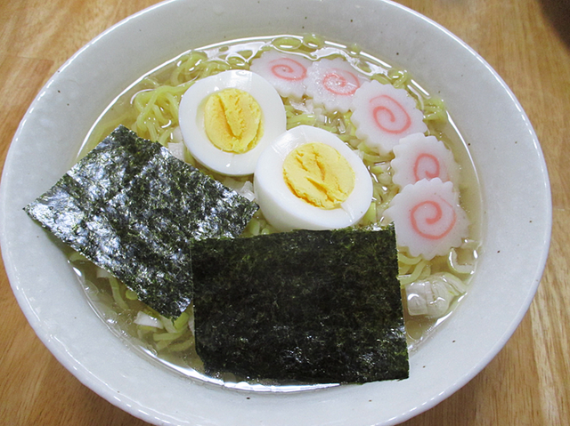 地鶏風塩ラーメン