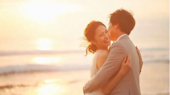SNSで話題の「友情結婚」、価値観の多様化が生んだ?